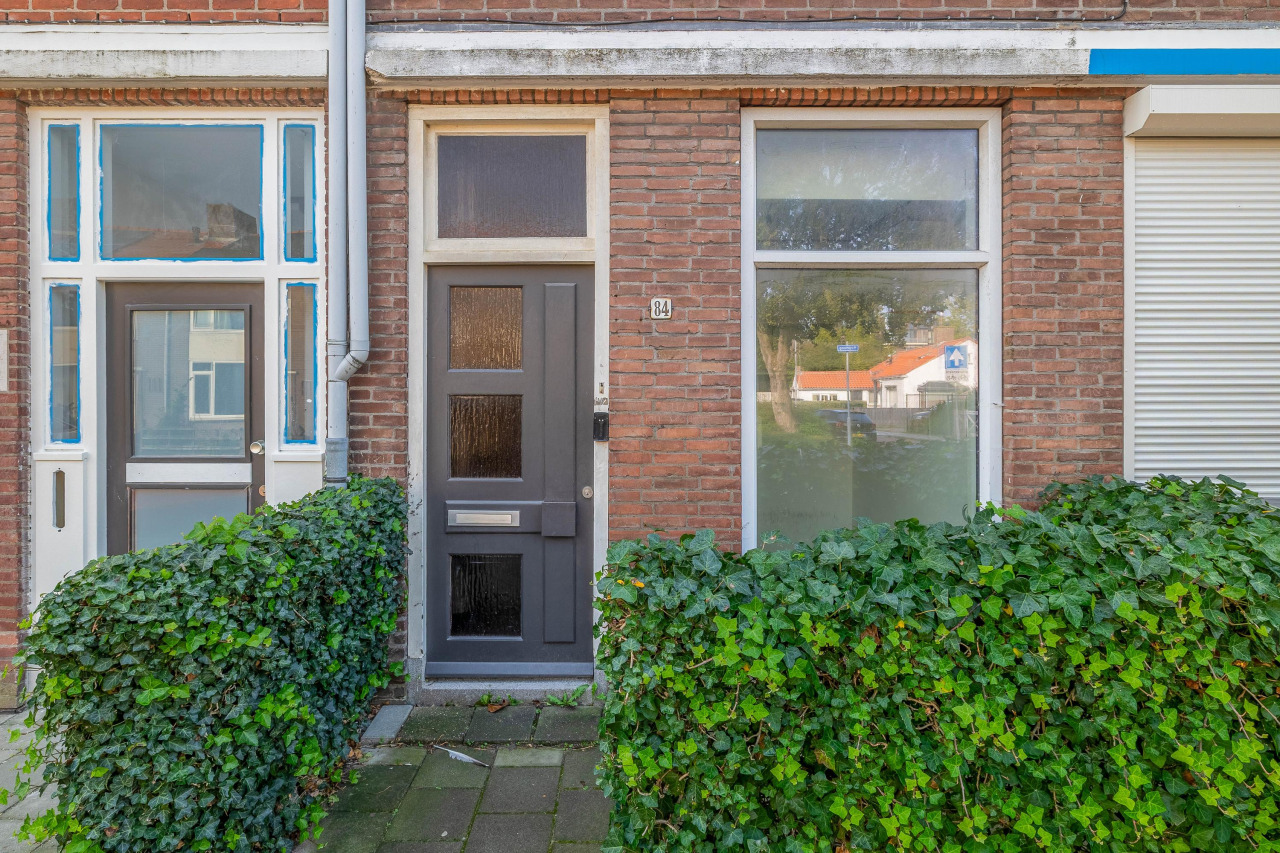 Hogeweg 84